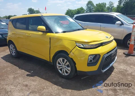 2020 Kia Soul Lx z USA, uszkodzony, nr VIN KNDJ23AU2L7088823